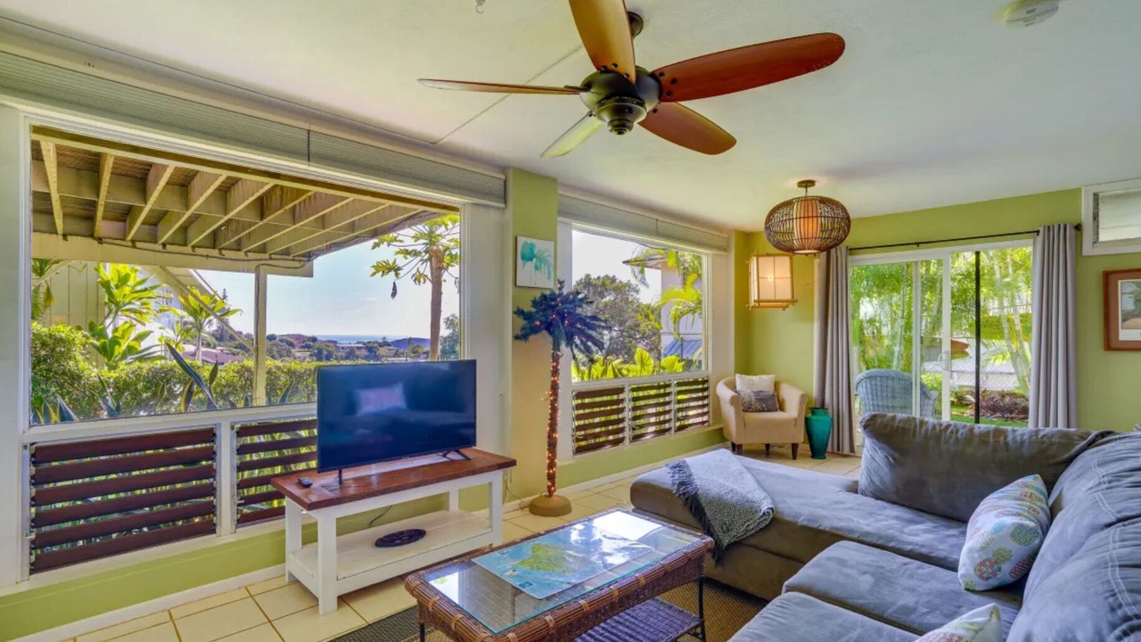 Photo of Livingroom in Aiea