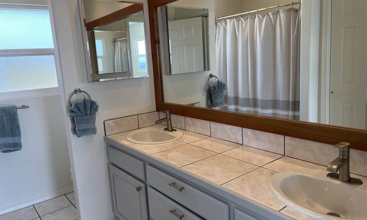 Photo of Bathroom in Kohala Estates