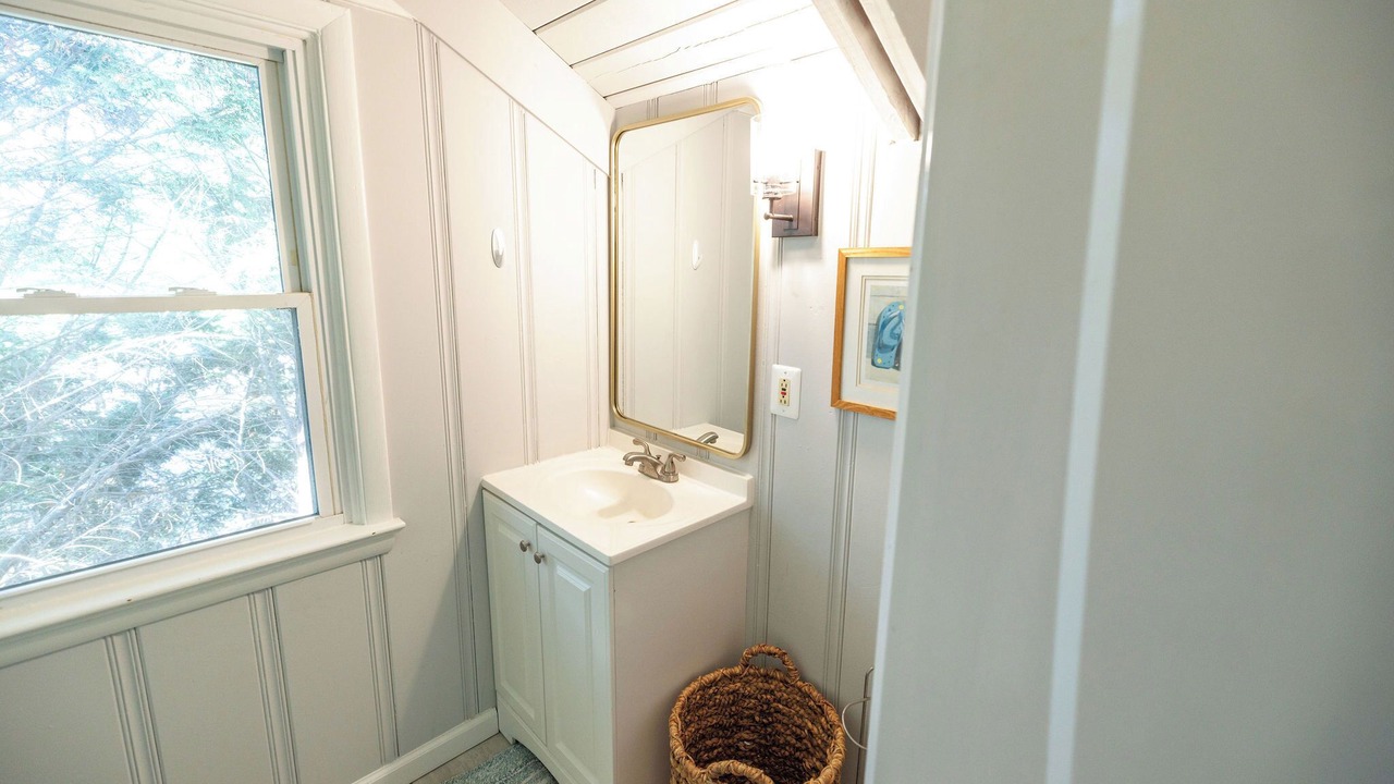 Photo of Bathroom in Caine Woods