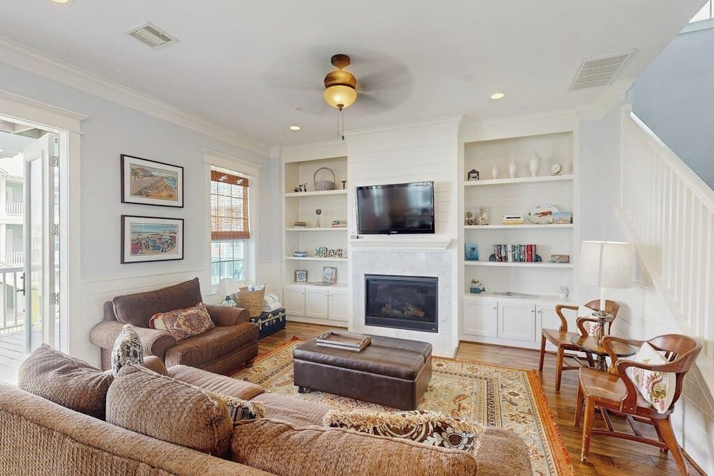 Photo of Livingroom in Beachside Village