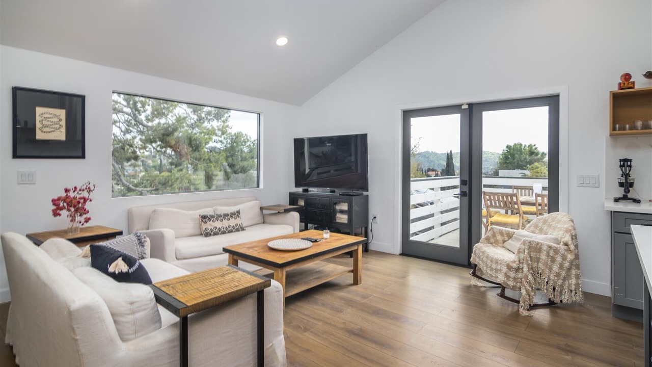 Photo of Livingroom in Eagle Rock