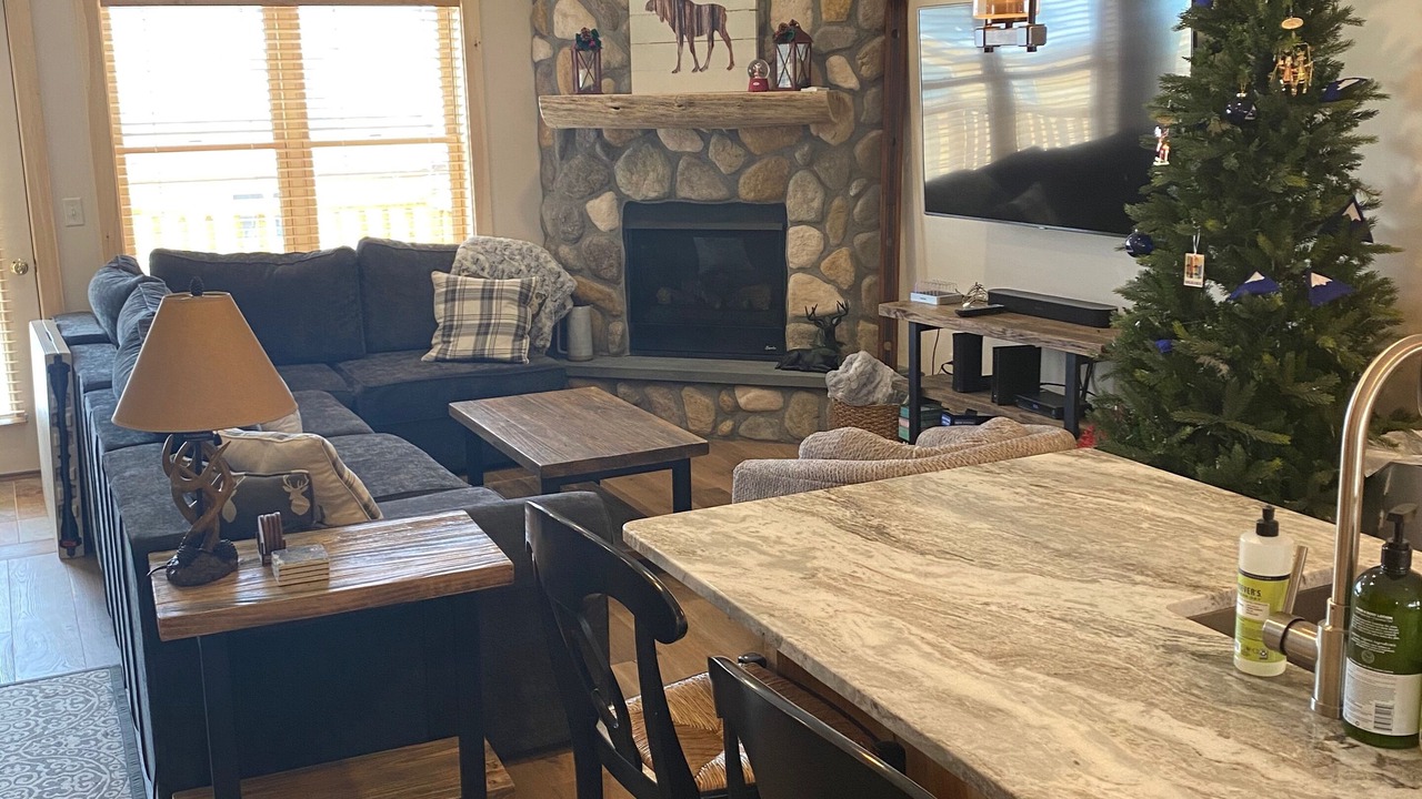 Photo of Livingroom in Carrabassett Valley