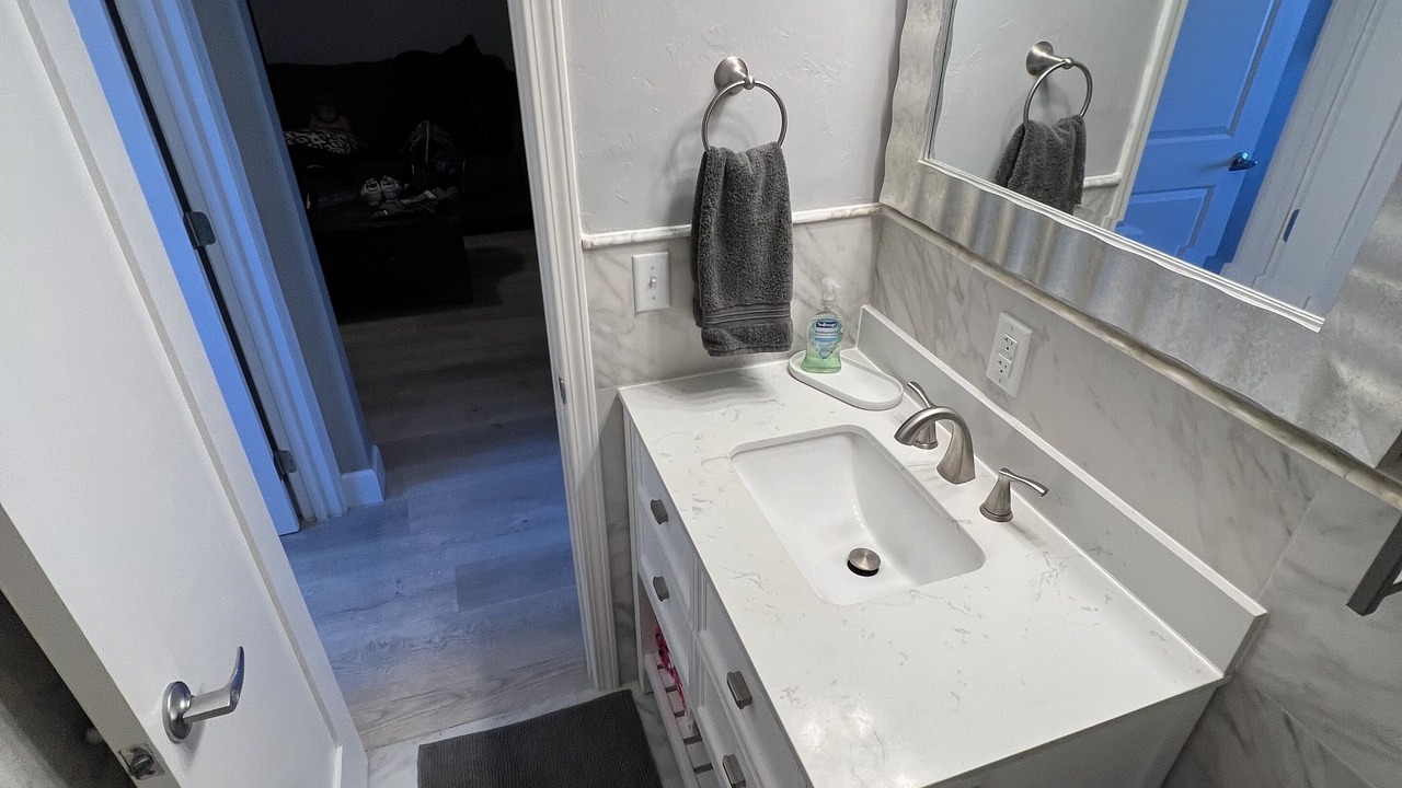 Photo of Bathroom in Historic Kailua Village