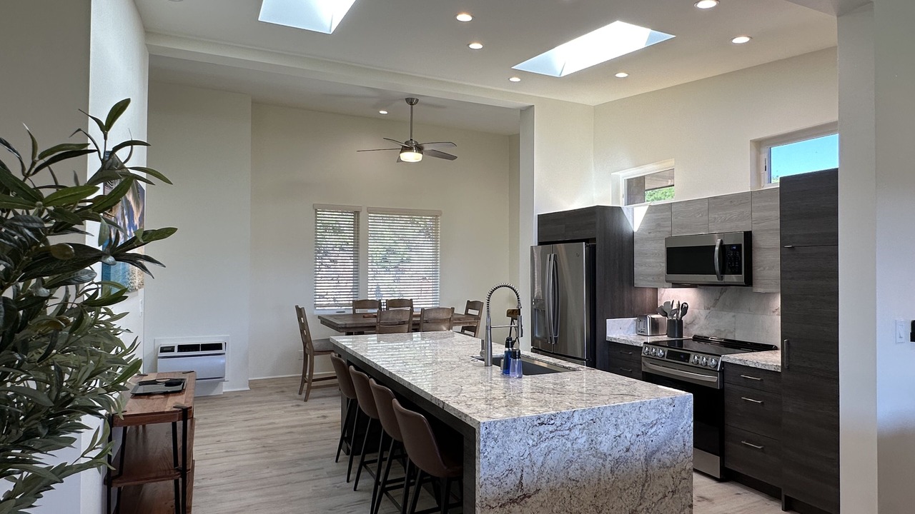 Photo of Kitchen in Moanalua