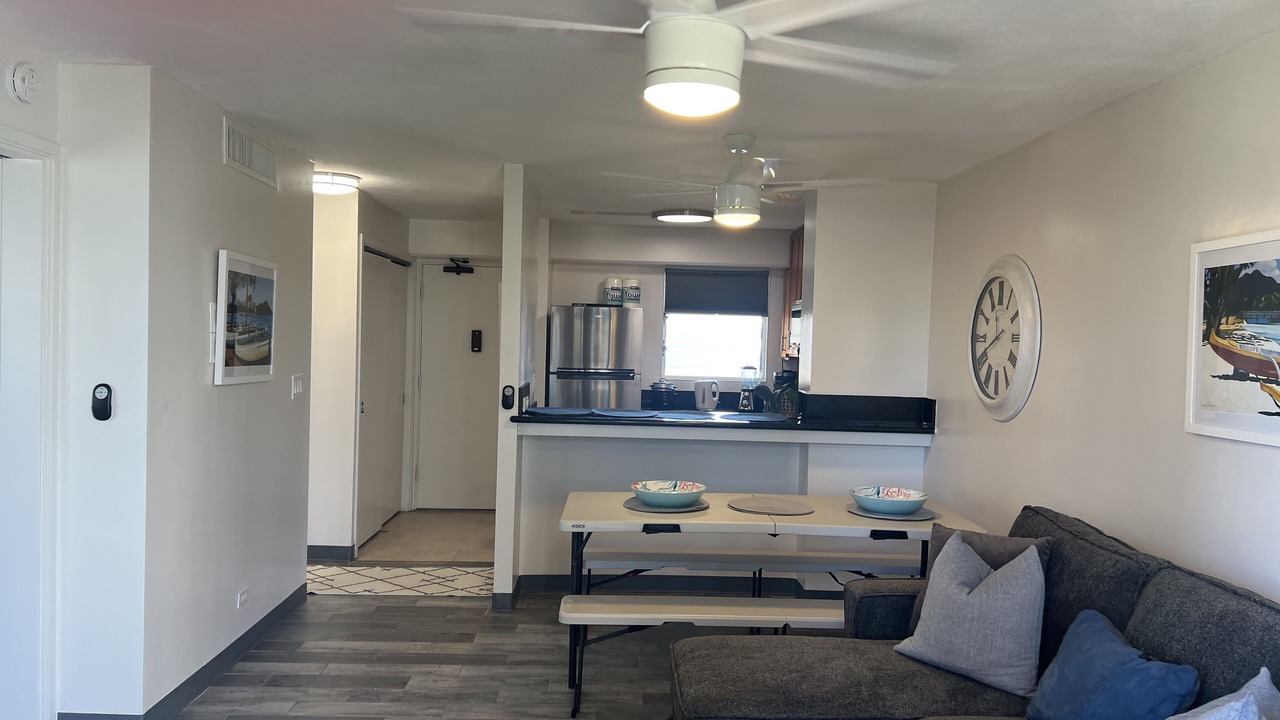 Photo of Livingroom in McCully - Moiliili
