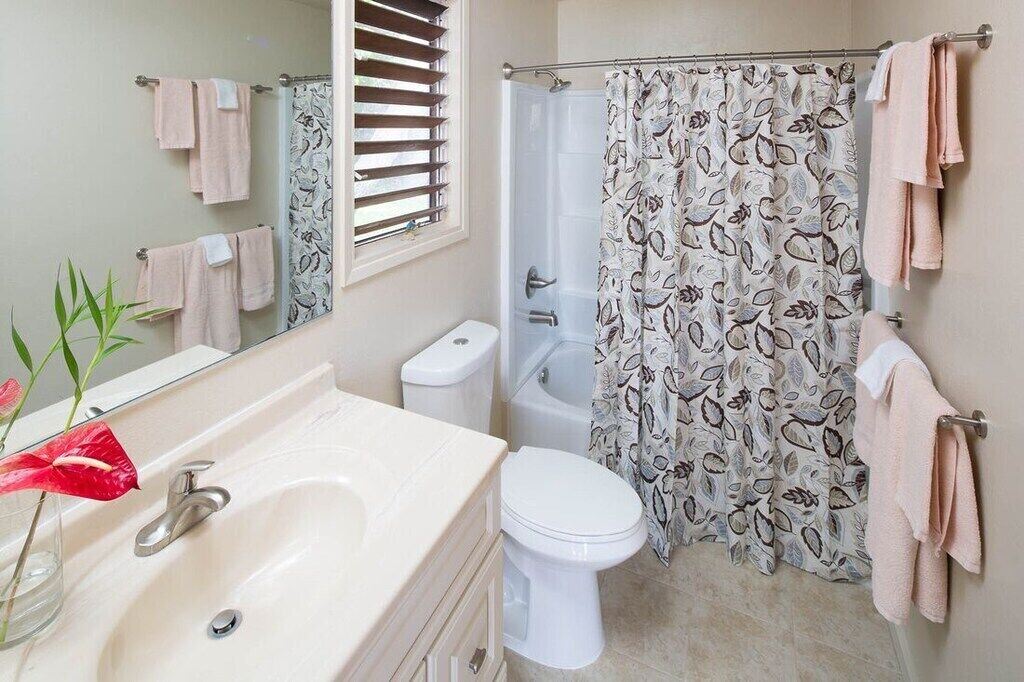 Photo of Bathroom in Puako