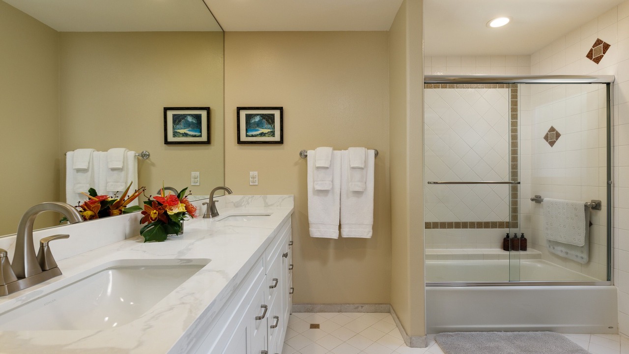 Photo of Bathroom in Puako
