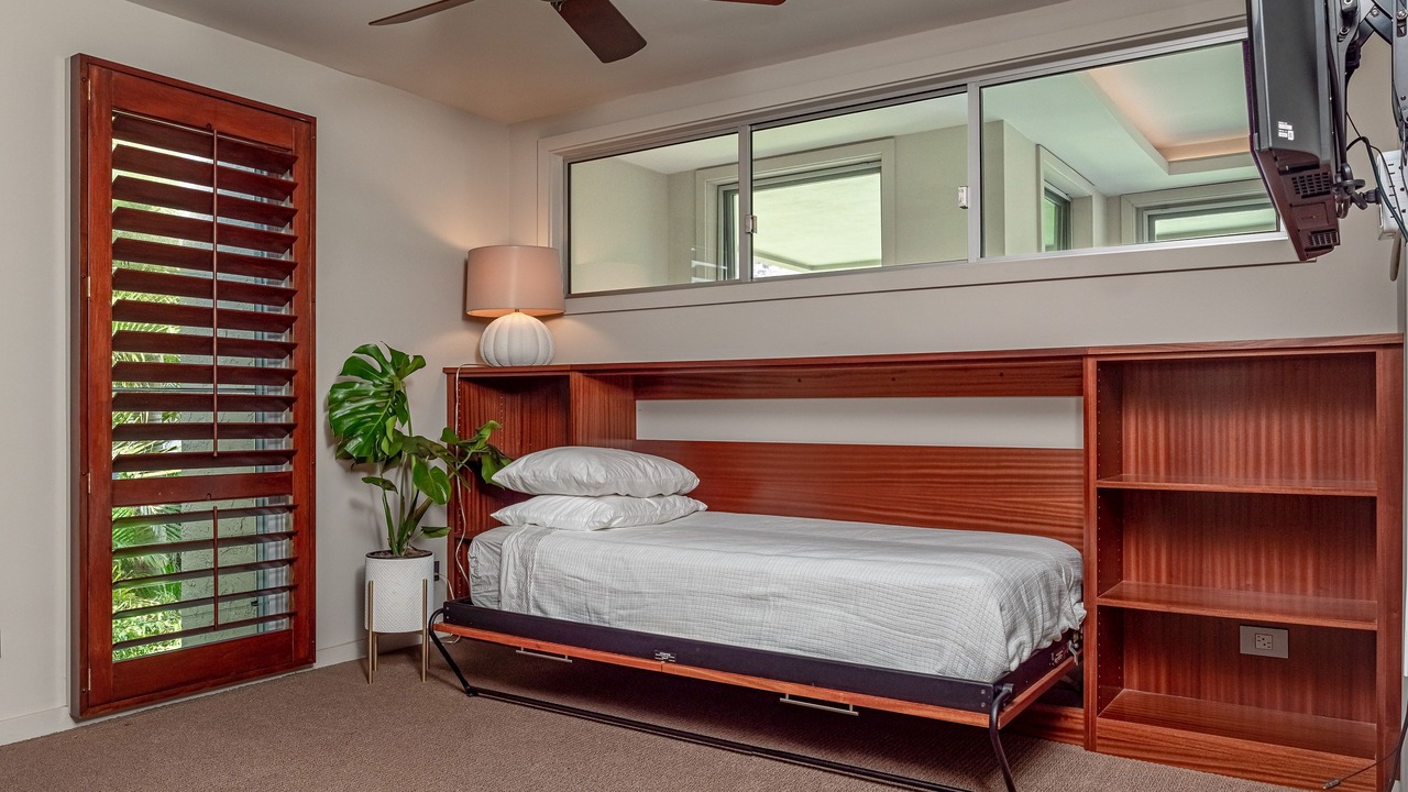 Photo of Bedroom in Eastern Honolulu
