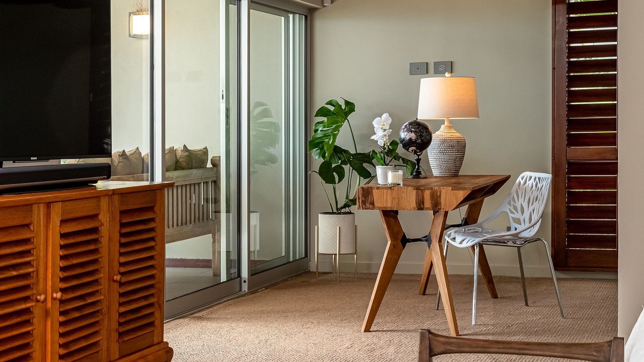 Photo of Livingroom in Eastern Honolulu