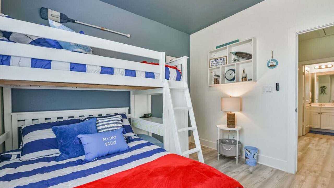 Photo of Bedroom in Red Fish Cove