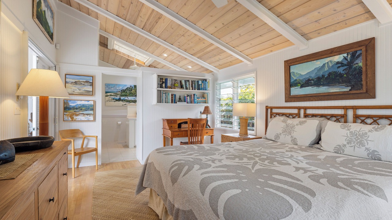 Photo of Bedroom in Lanikai