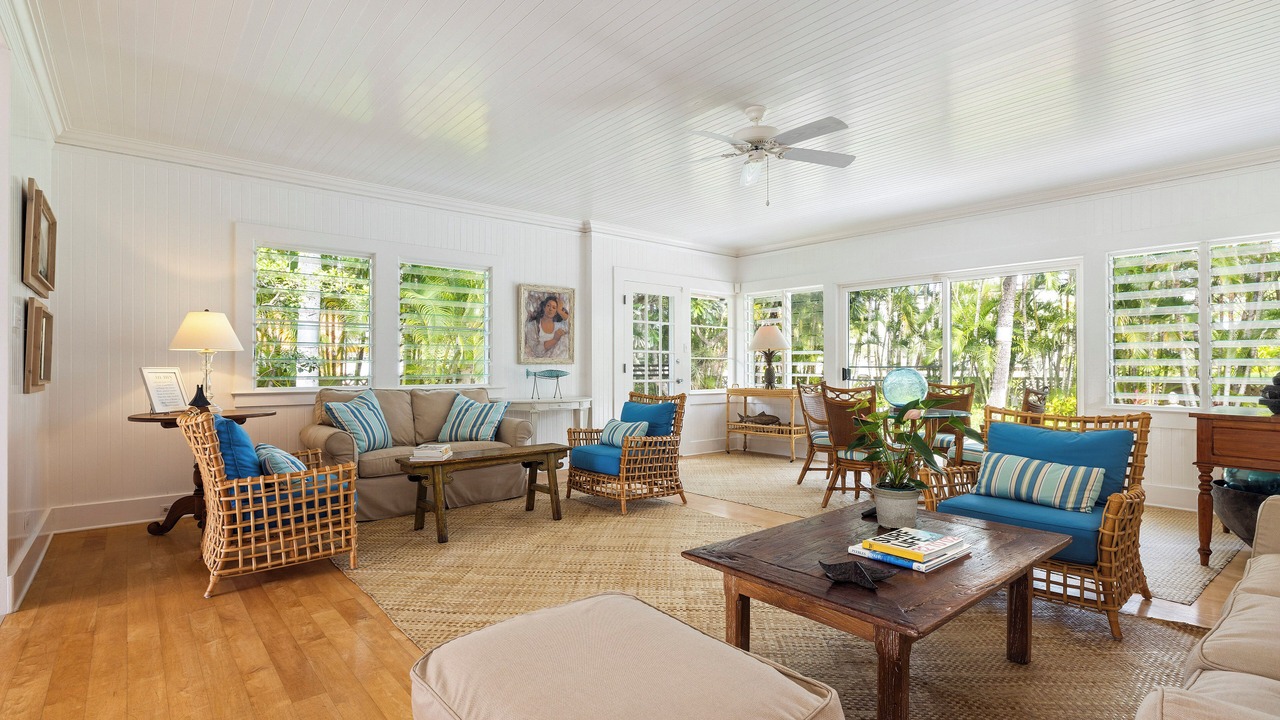Photo of Livingroom in Lanikai