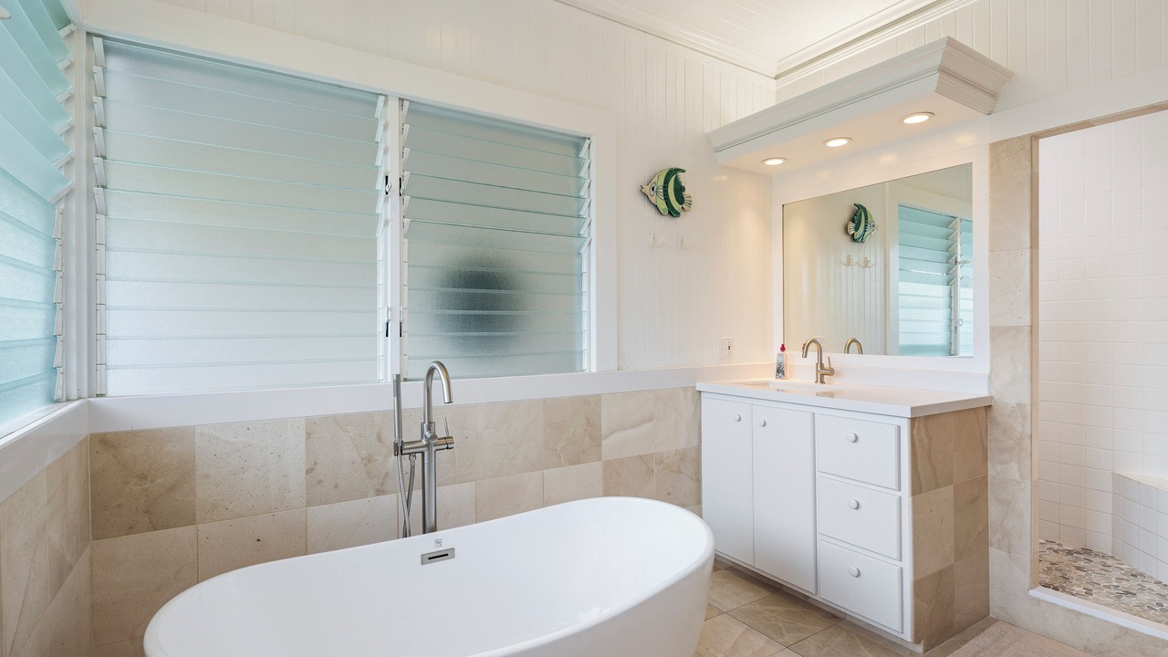 Photo of Bathroom in Lanikai