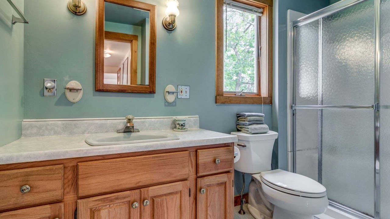 Photo of Bathroom in Five Islands