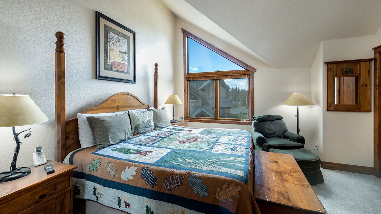 Photo of Bedroom in Four O'Clock
