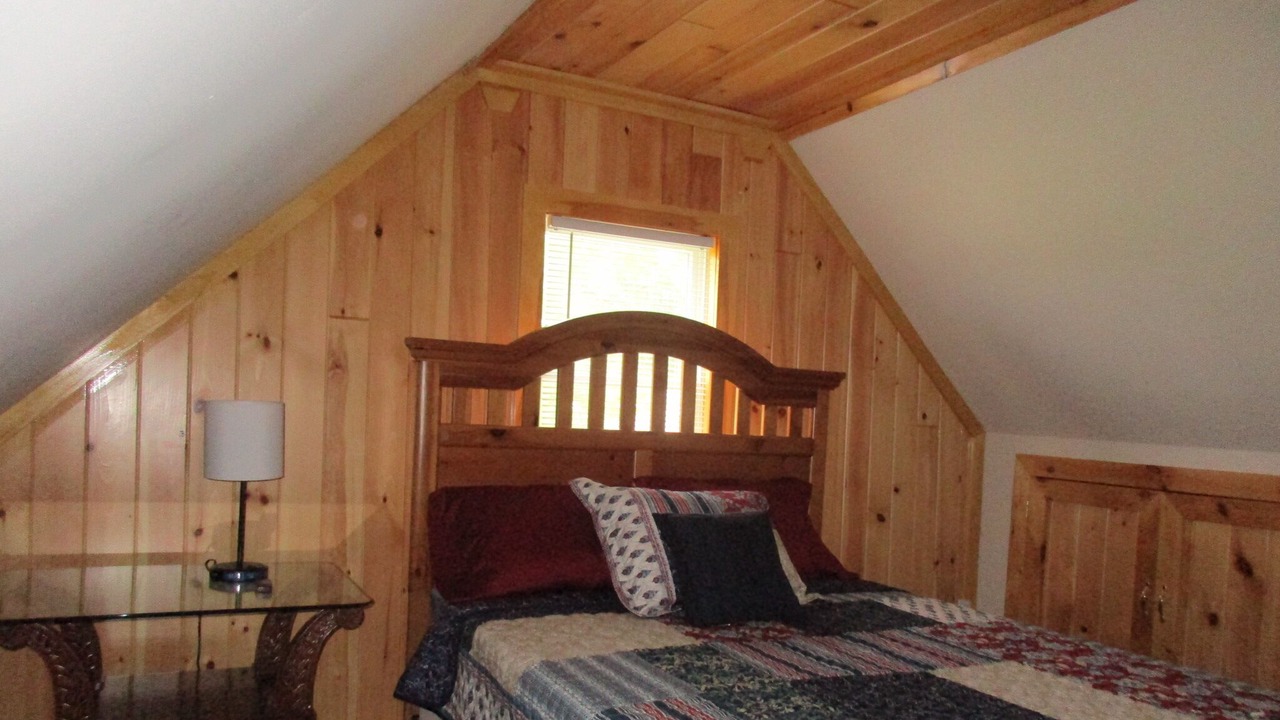 Photo of Bedroom in Branchport