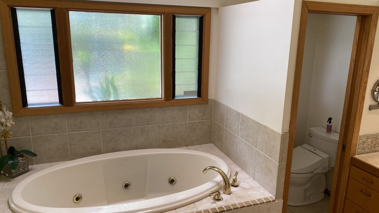 Photo of Bathroom in Kahala