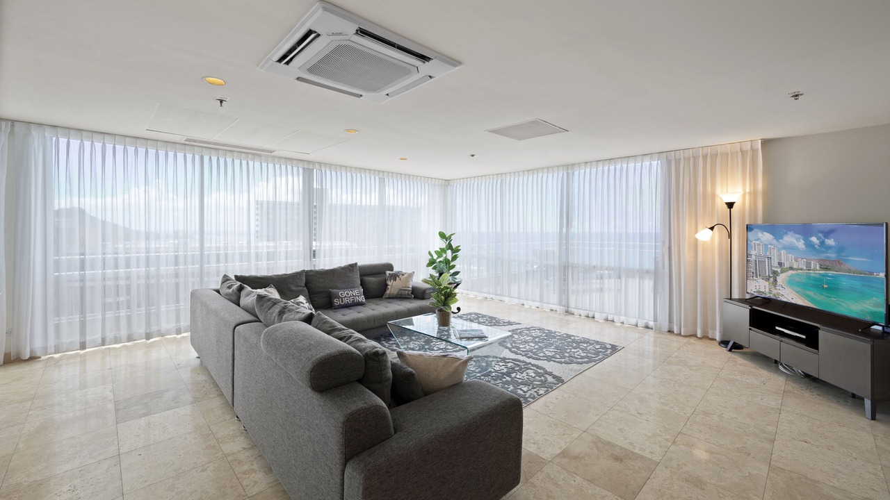 Photo of Bedroom in Waikiki