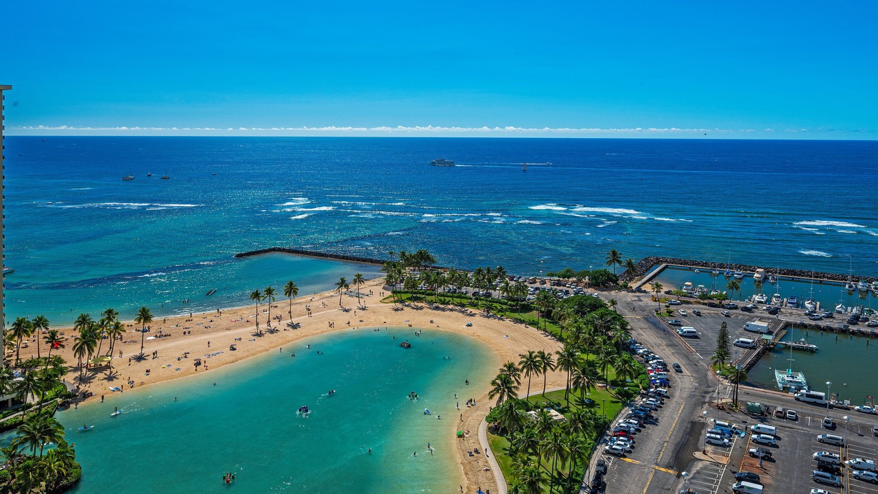 Photo of Others in Waikiki