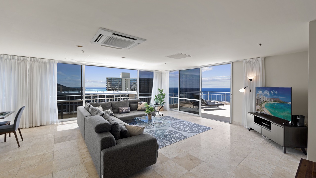 Photo of Bedroom in Waikiki