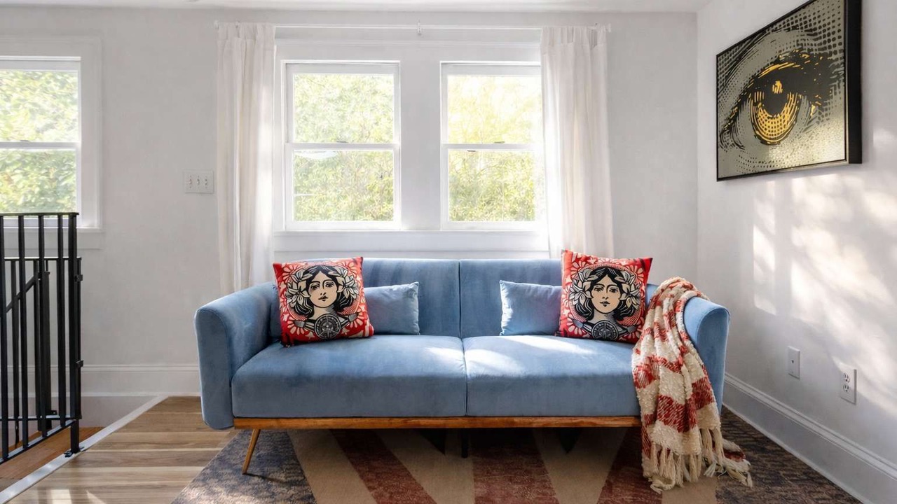 Photo of Livingroom in Cabbagetown