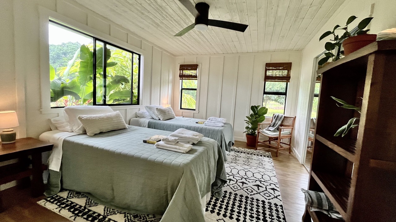 Photo of Bedroom in Kapaau