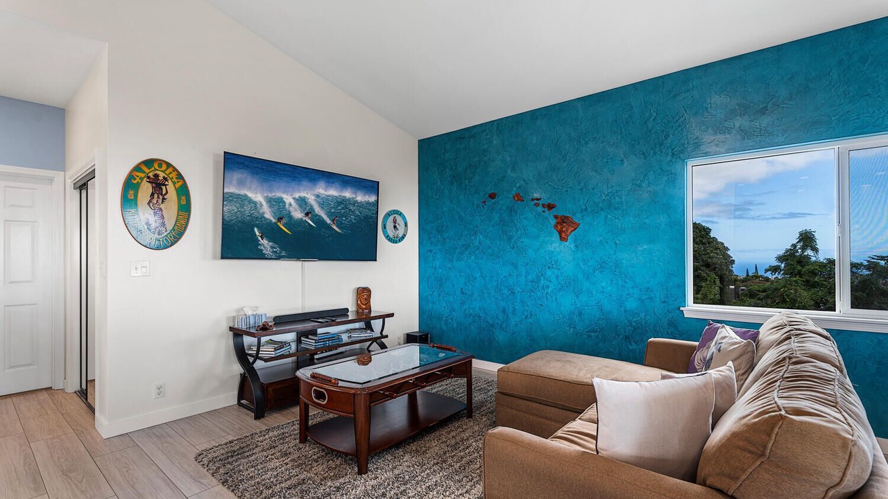 Photo of Livingroom in Kona Palisades