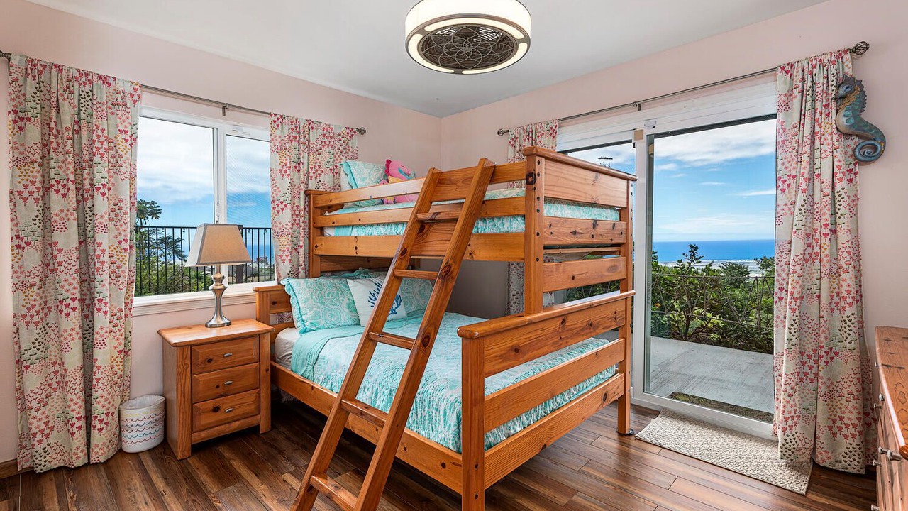 Photo of Bedroom in Kona Palisades
