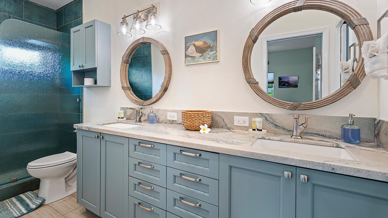 Photo of Bathroom in Kona Palisades