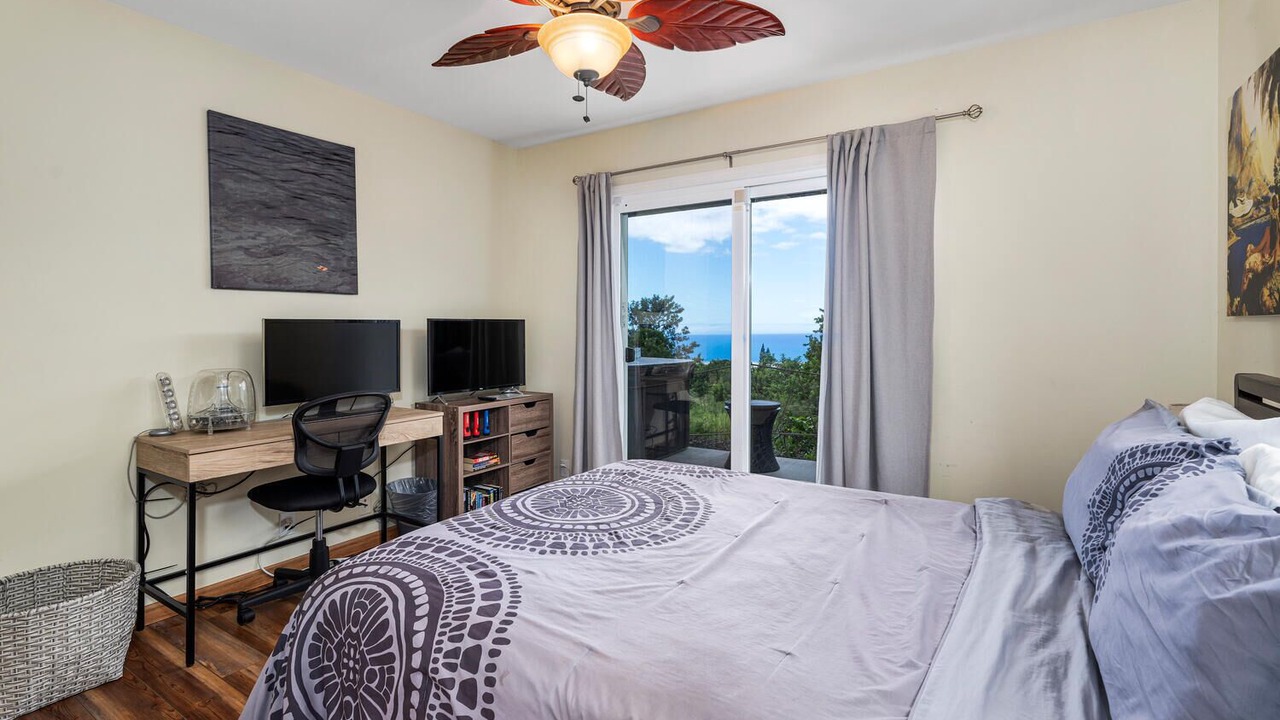 Photo of Bedroom in Kona Palisades