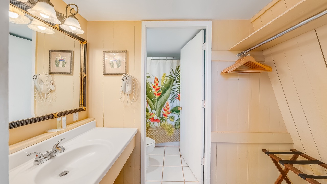 Photo of Bathroom in Kaunakakai