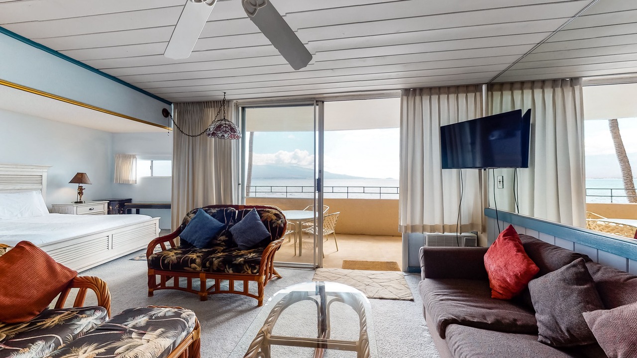 Photo of Livingroom in Maalaea