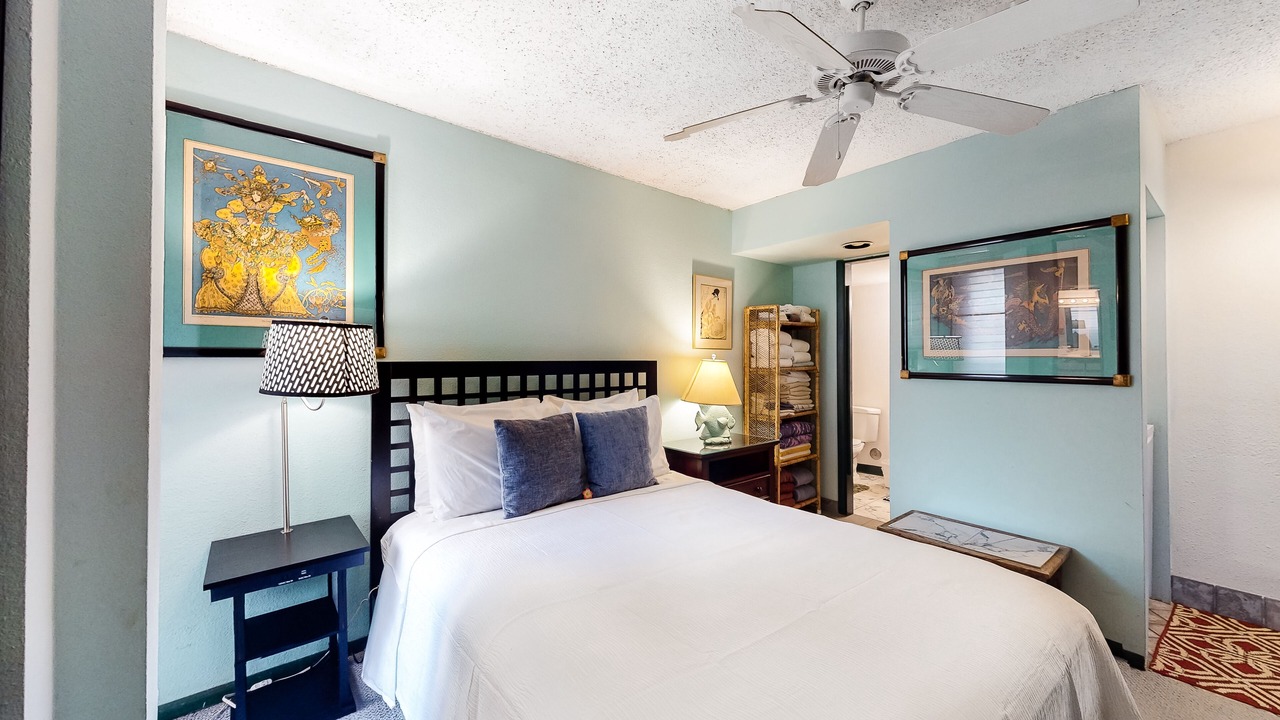 Photo of Bedroom in Maalaea