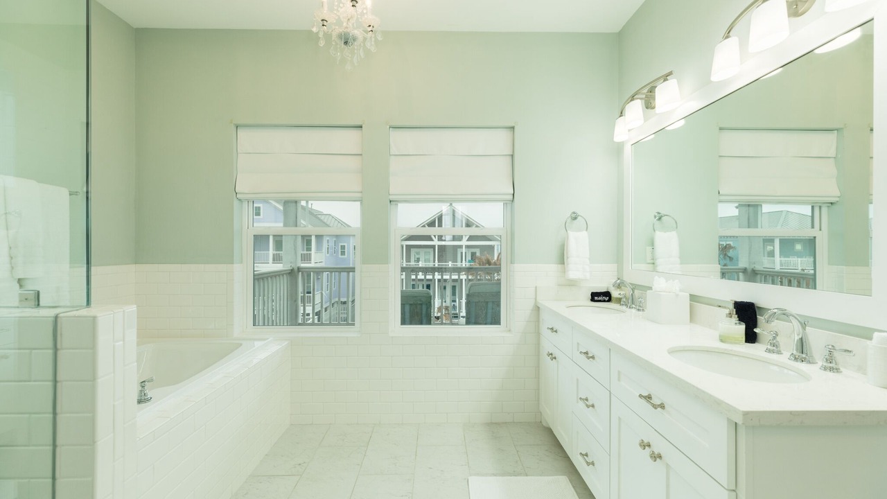 Photo of Bathroom in Beachside Village
