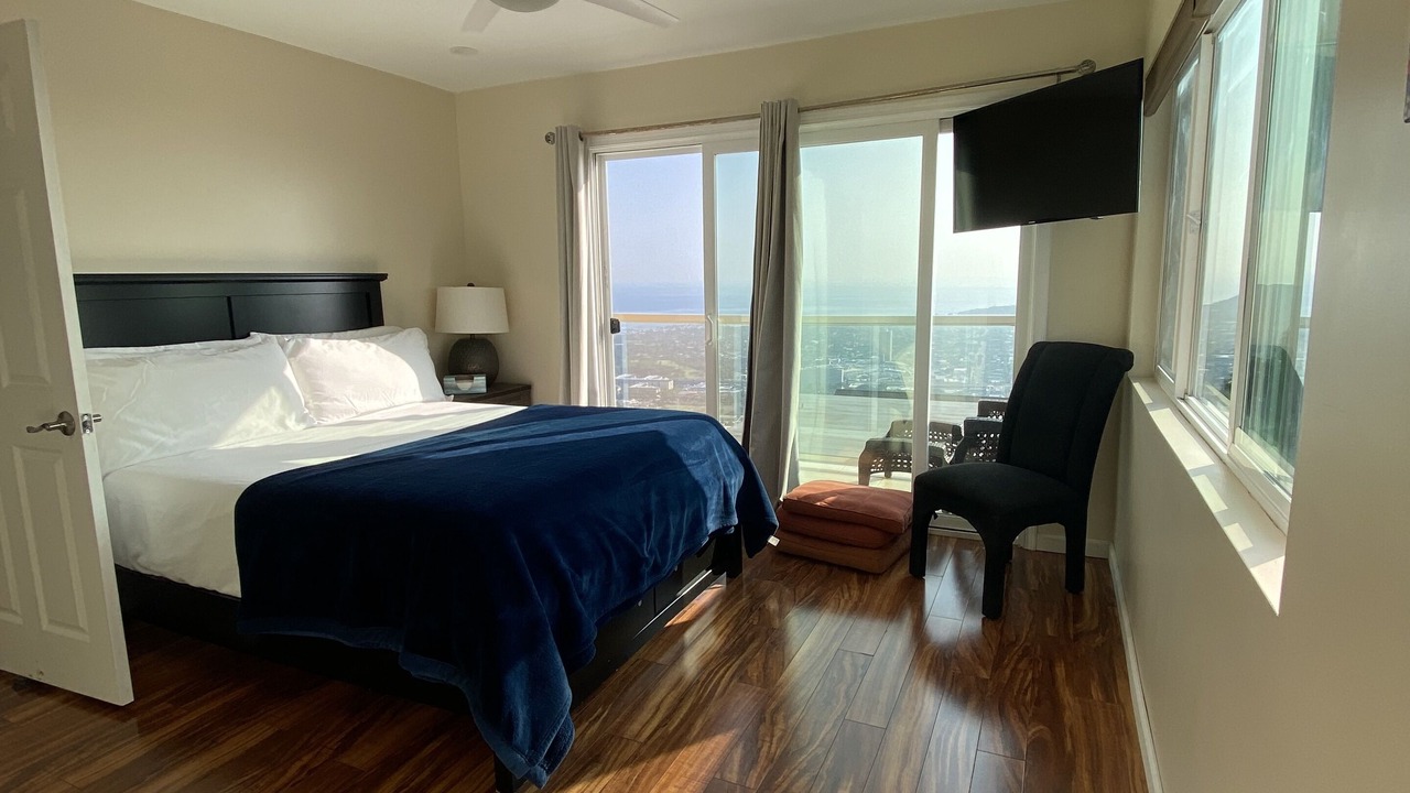 Photo of Bedroom in Kahala