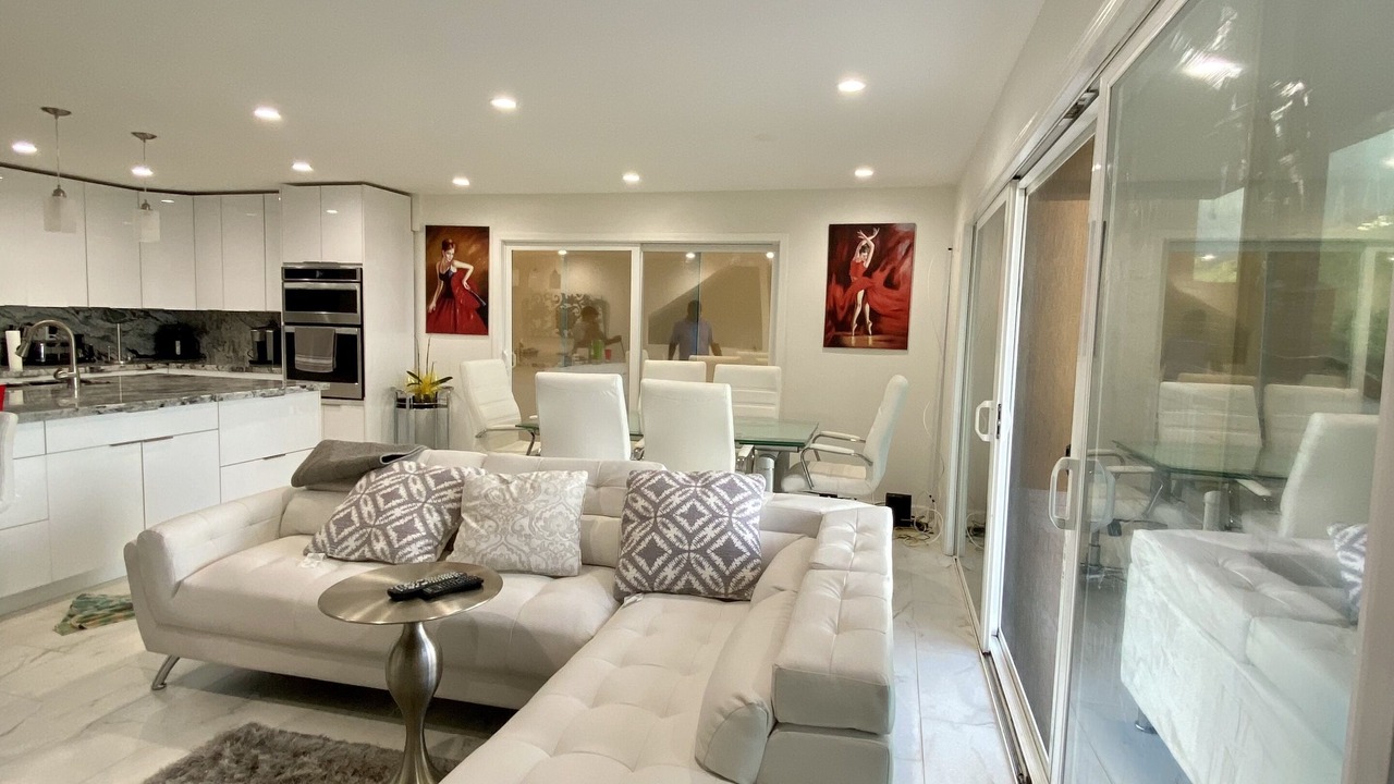 Photo of Livingroom in Kahala