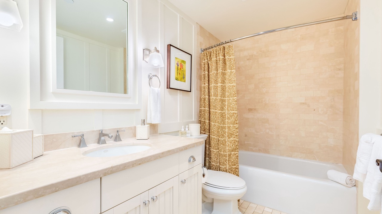 Photo of Bathroom in Kahuku