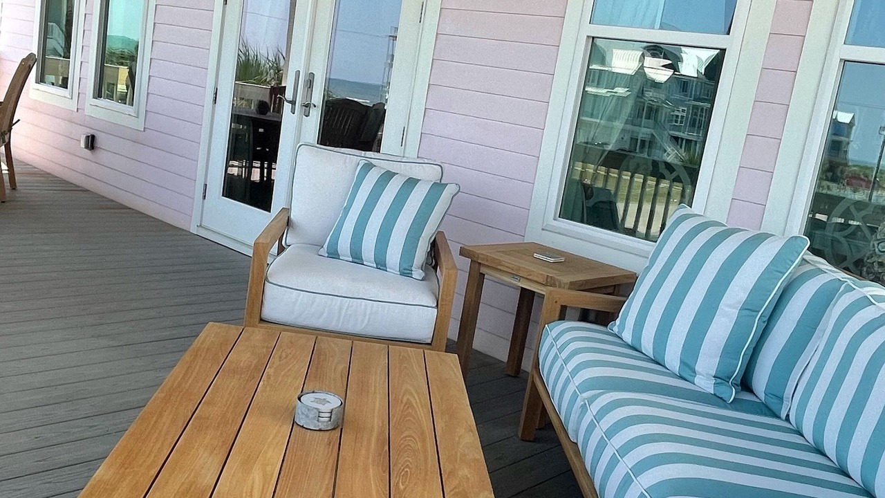 Photo of Patio Balcony in Beachside Village