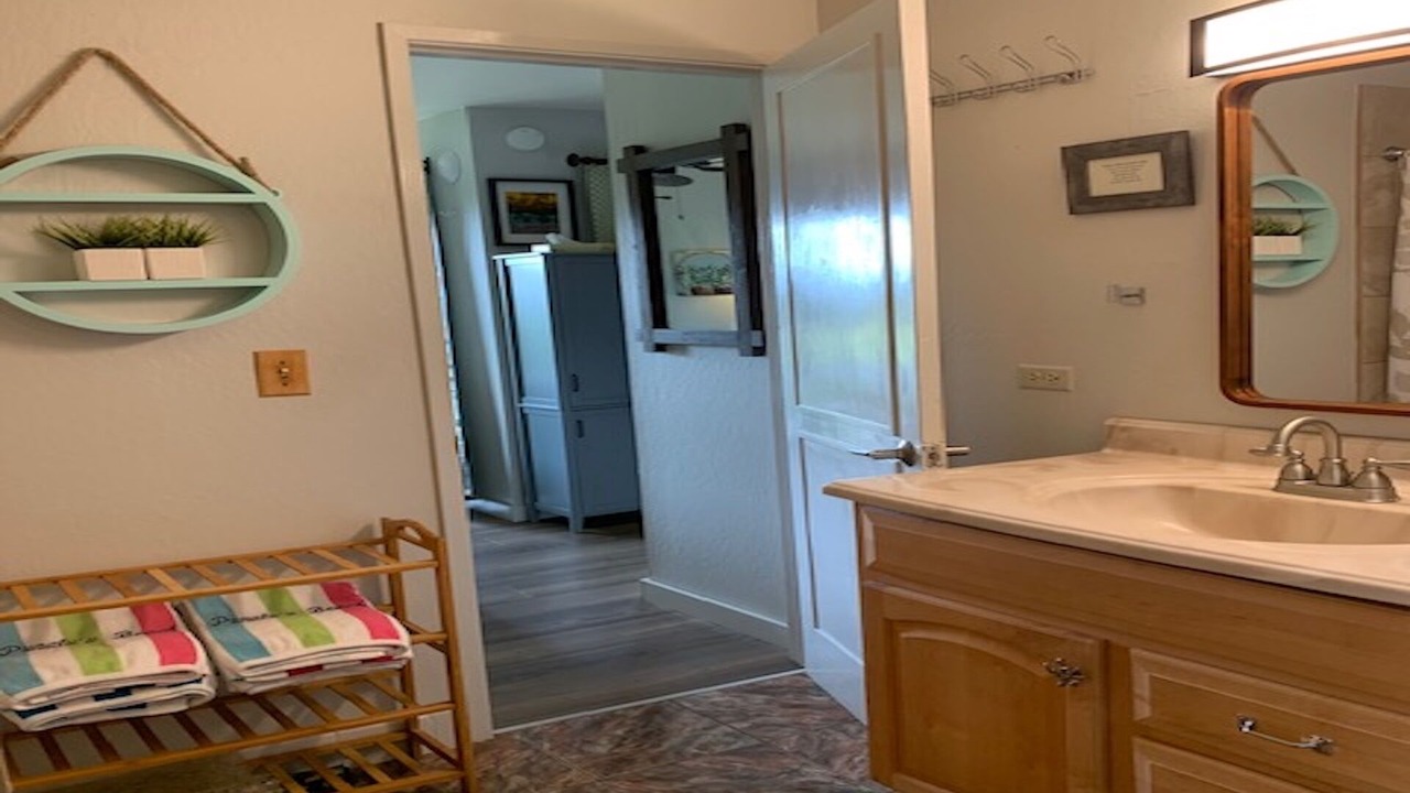 Photo of Bathroom in Punaluu
