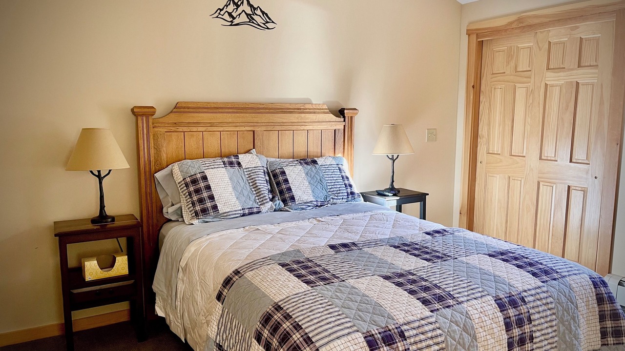 Photo of Bedroom in Rangeley