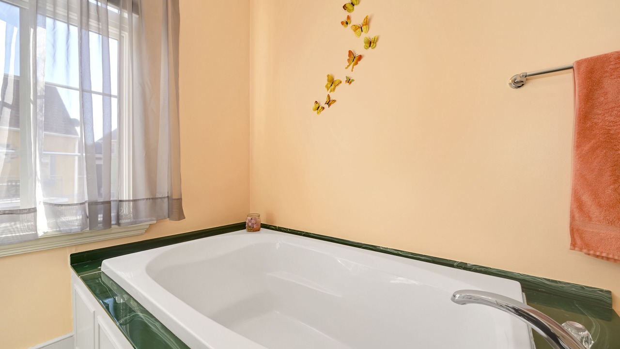 Photo of Bathroom in Adamstown