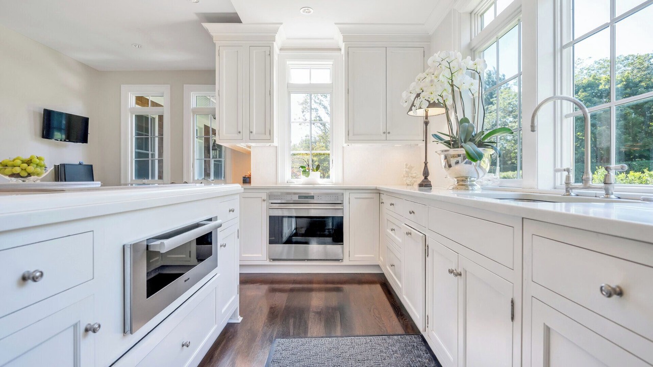 Photo of Kitchen in Bridgehampton