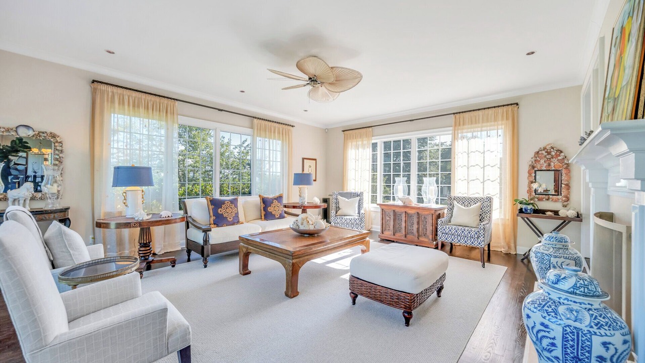 Photo of Livingroom in Bridgehampton