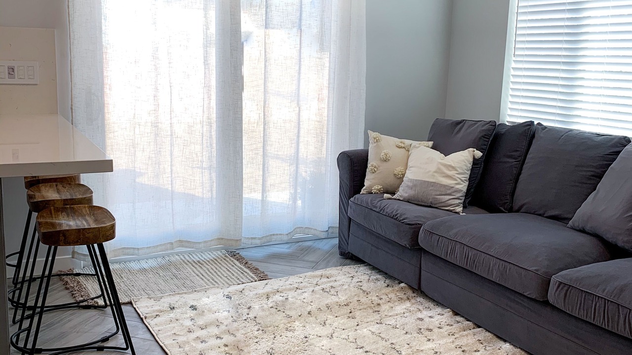 Photo of Livingroom in Mid City
