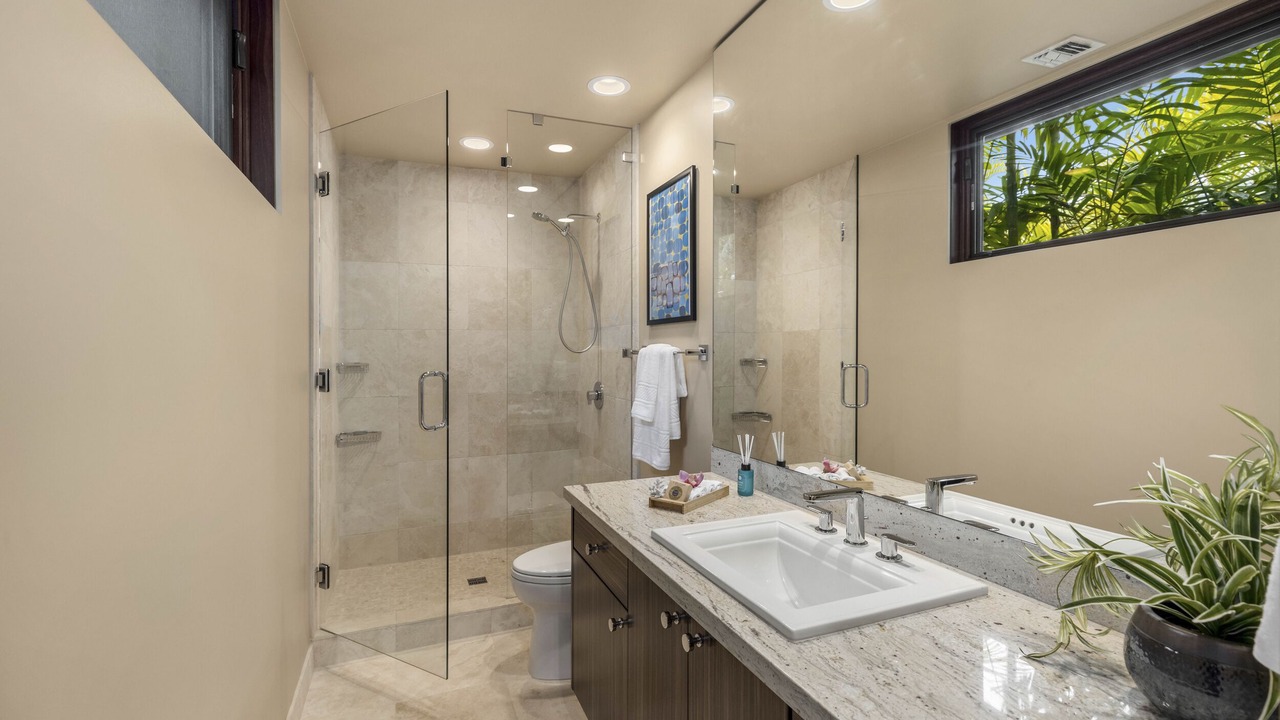 Photo of Bedroom in Kahala