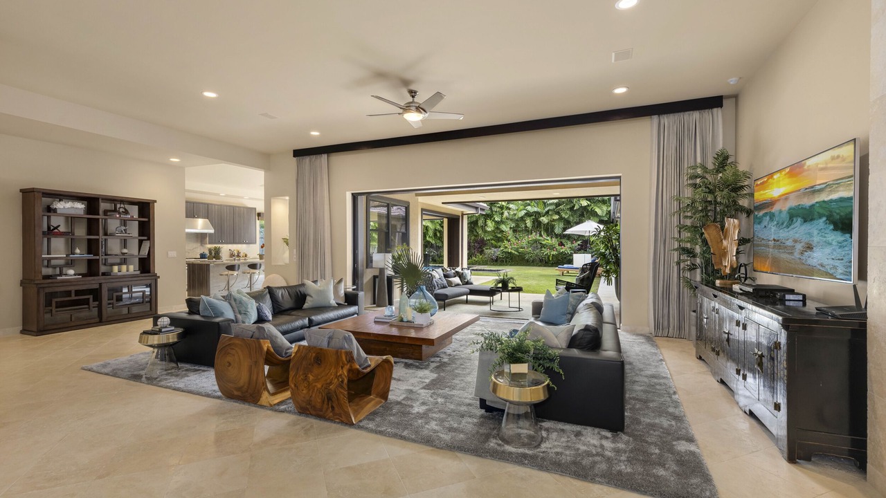Photo of Bedroom in Kahala
