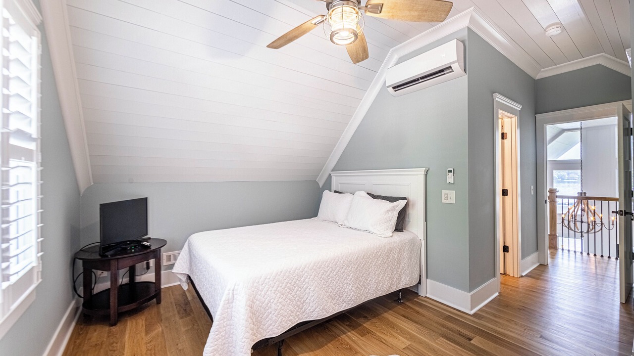 Photo of Bedroom in Eatonton