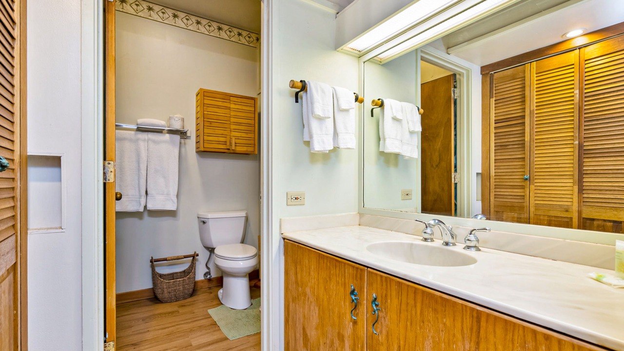Photo of Bathroom in Maunaloa