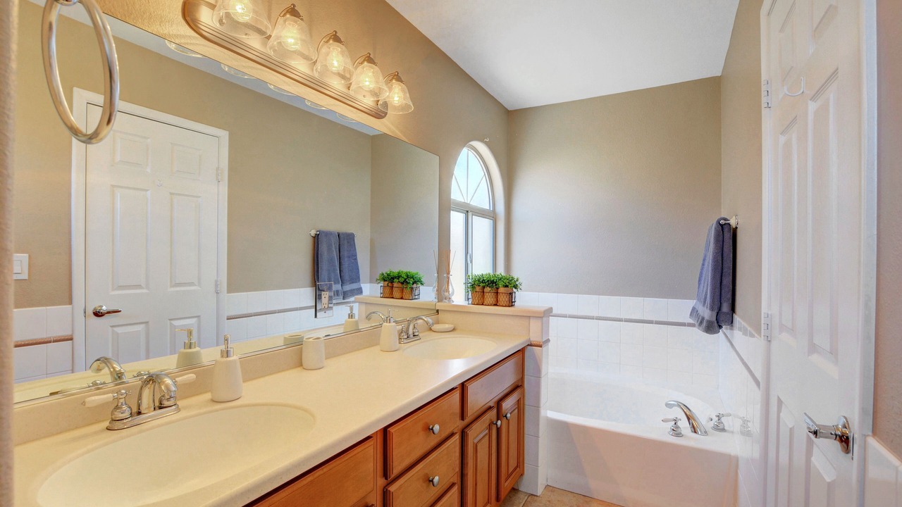 Photo of Bathroom in Green Valley North