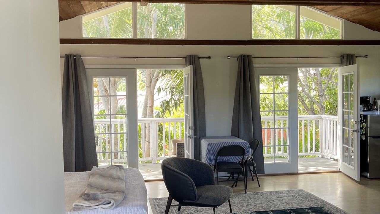 Photo of Bedroom in Portlock